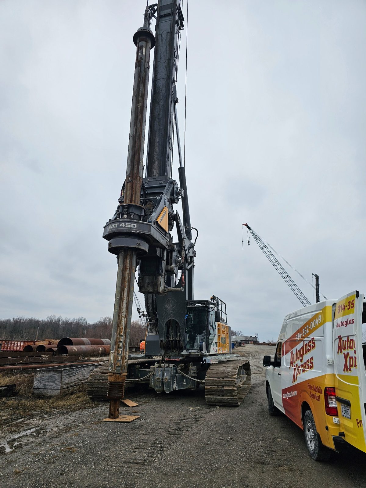 Heavy equipment glass service in St. Louis Missouri