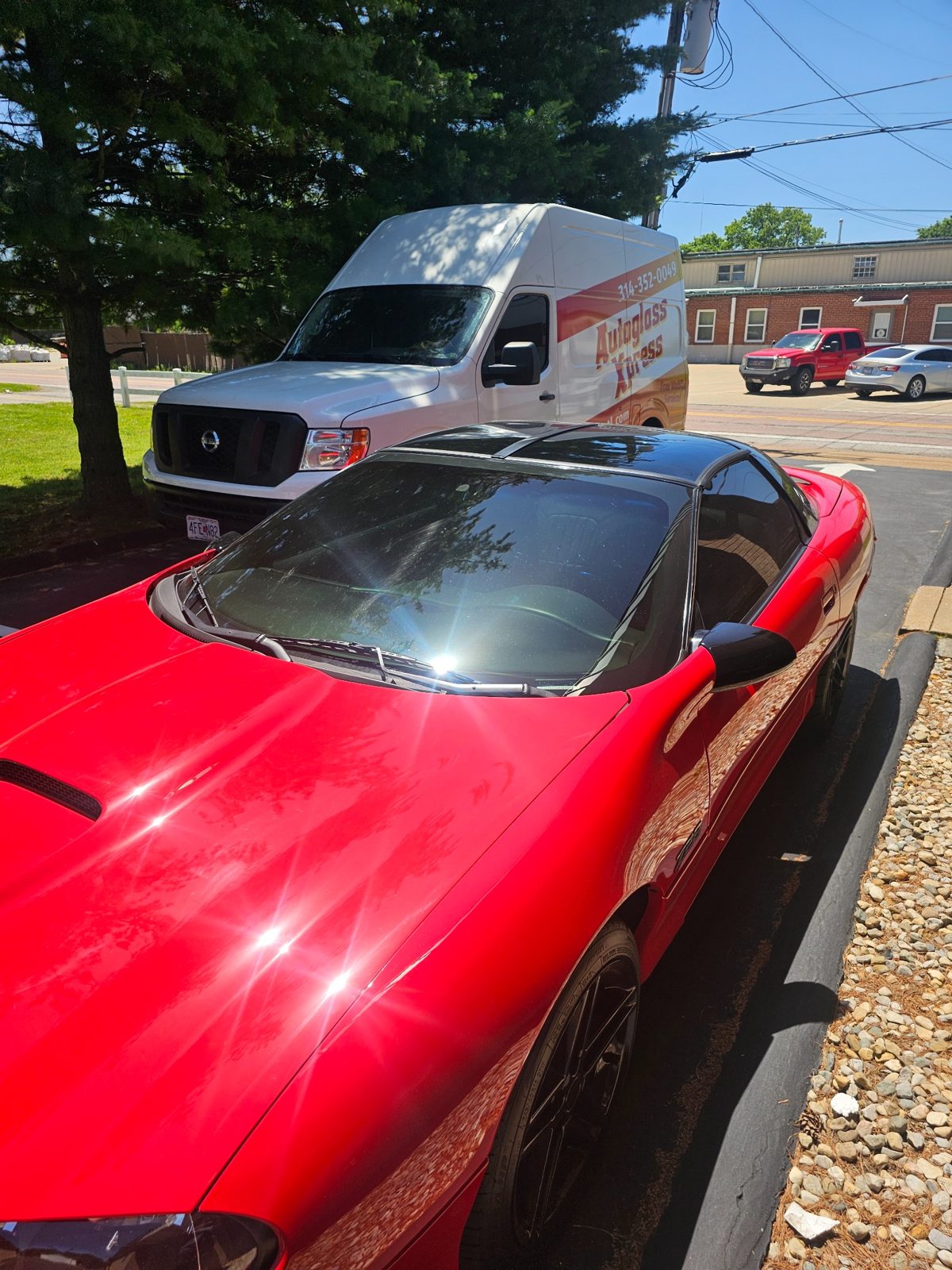 Auto Glass Xpress mobile windshield replacement service in St. Louis Missouri